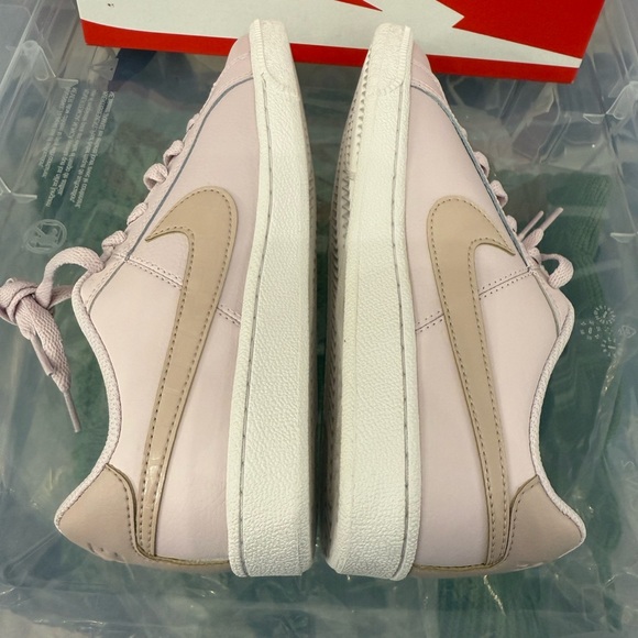 NIB Nike Court Royale Women’s Sneakers – Size 6.5 pink lavender purple - Picture 9 of 11